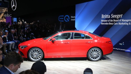 俏如彩蝶飞飞飞 相关产品