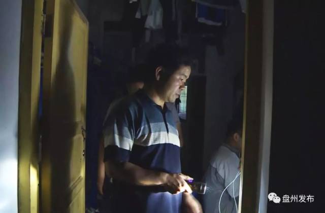 台上台下 产品主图