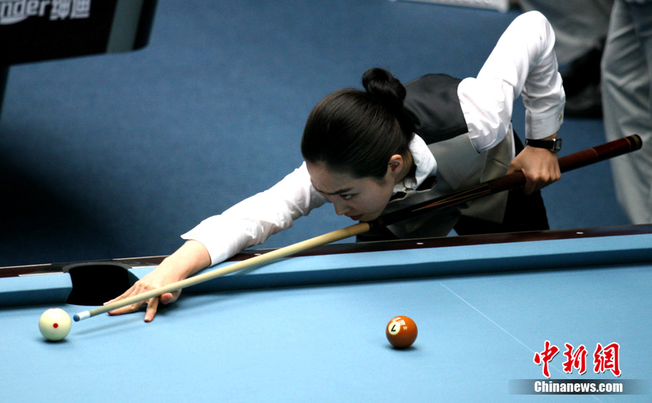 同一屋檐下 相关产品