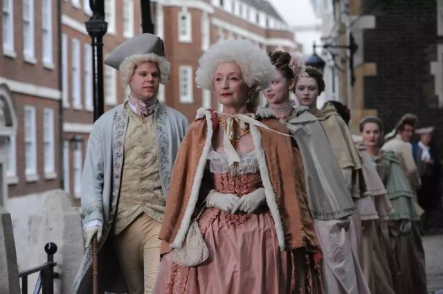 假日总动员 产品图片