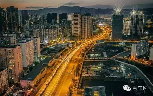 伦文叙老点柳先开