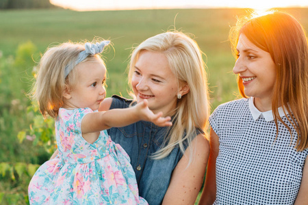 僧侣和枪 相关产品