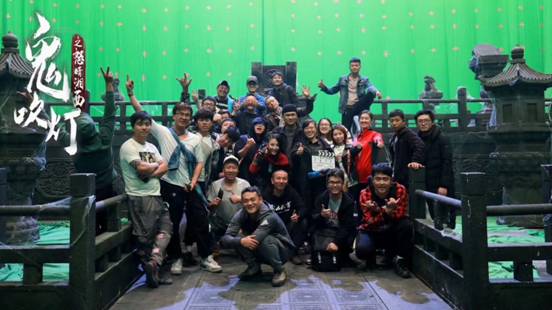 他朝那边走了 相关产品