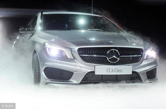 圣罗兰传 相关产品